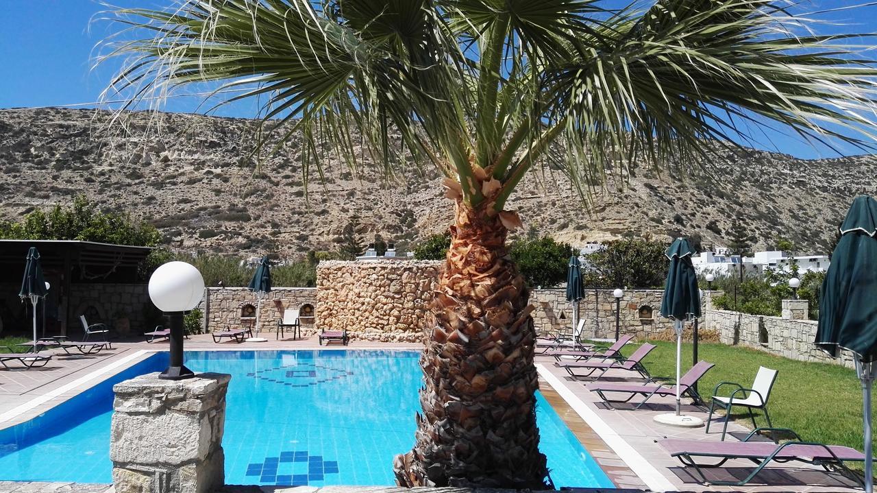 Dimitris Villa Hotel Matala Exteriör bild