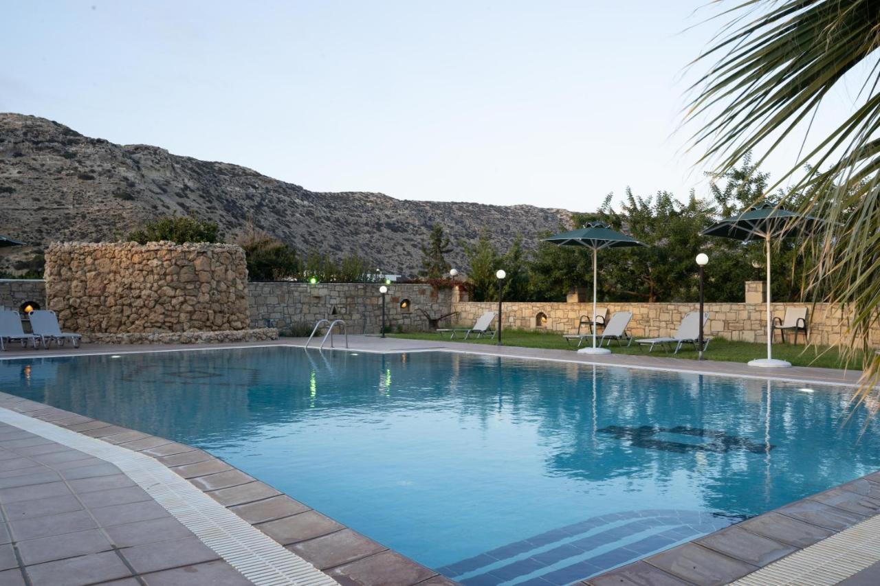 Dimitris Villa Hotel Matala Exteriör bild