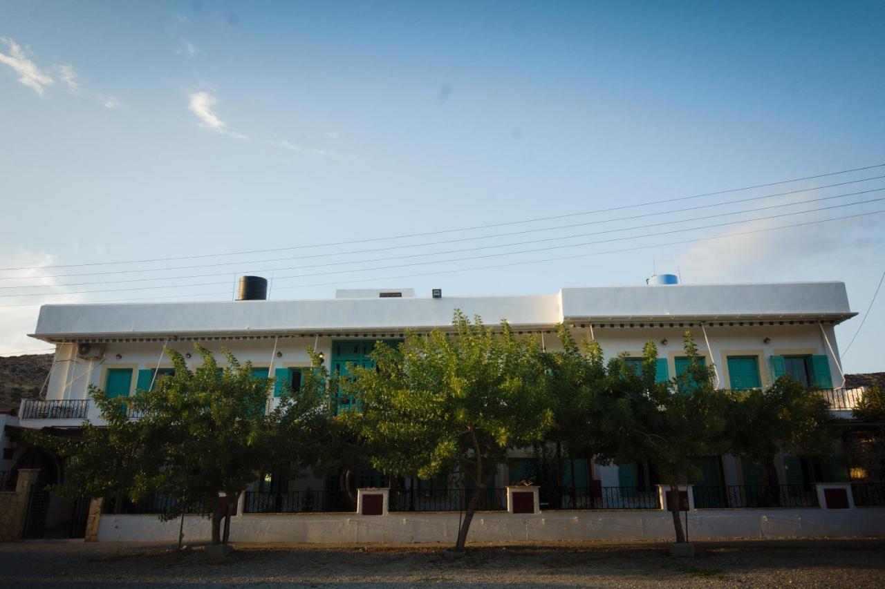 Dimitris Villa Hotel Matala Exteriör bild