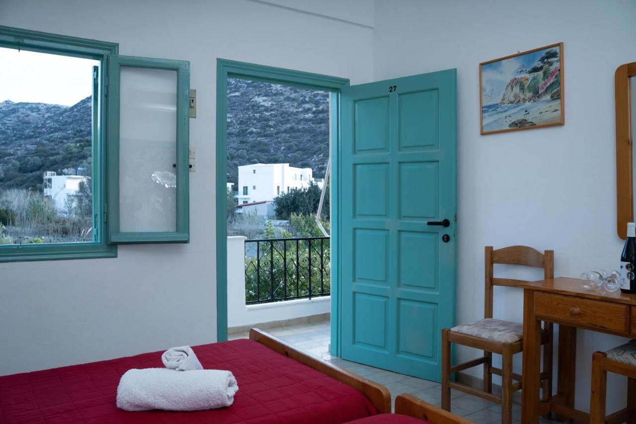 Dimitris Villa Hotel Matala Exteriör bild